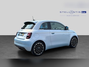 Used Fiat 500e 2021 for sale - 78911986: Photo