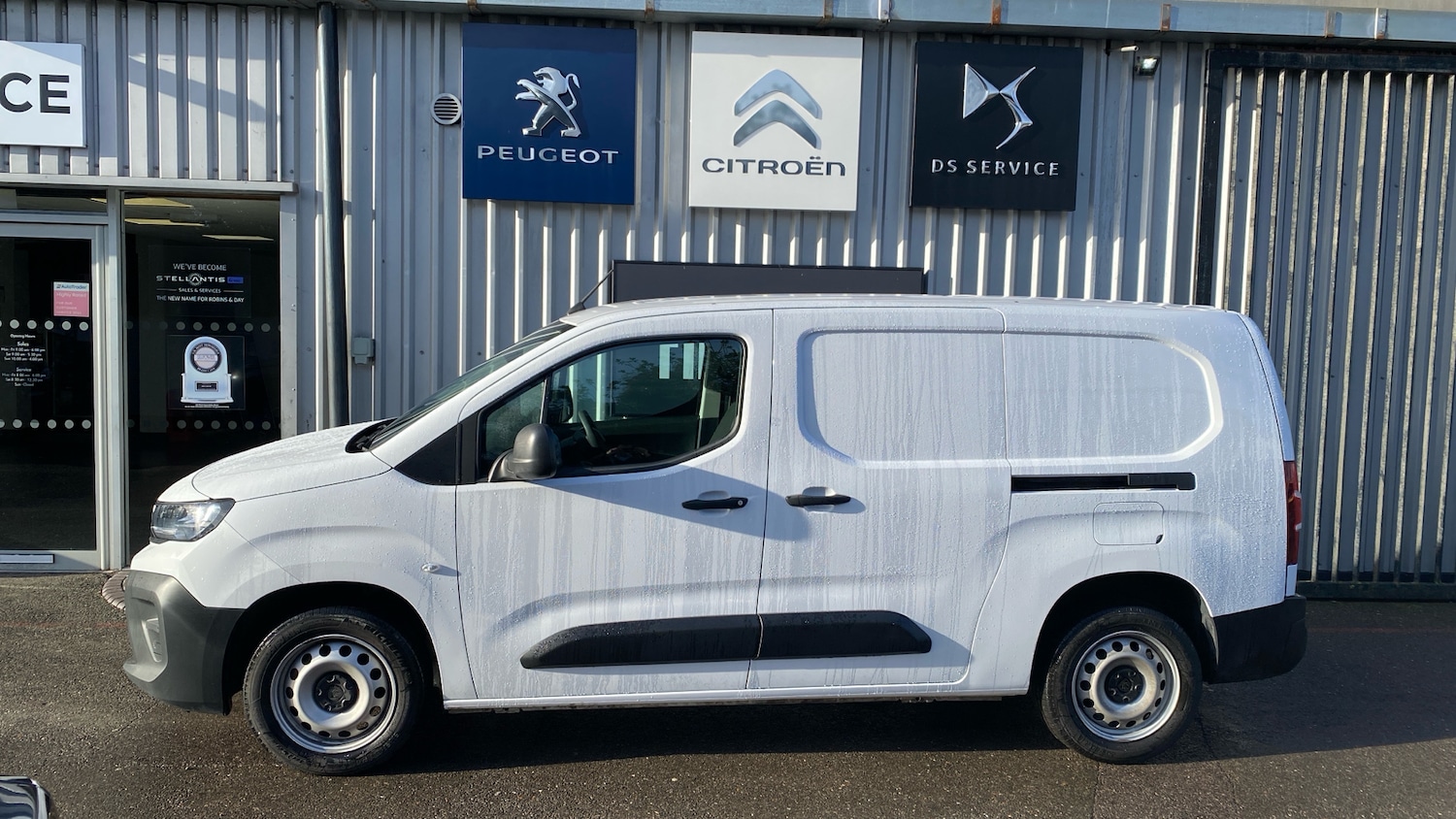 Used Peugeot Partner 2025 for sale - 77346198: Photo 7