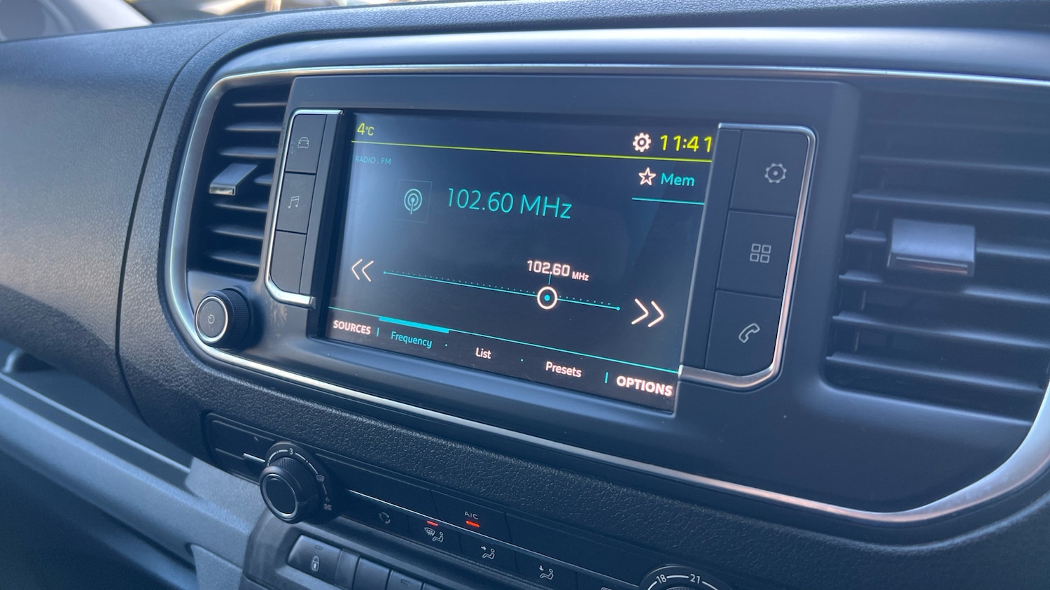 Used Peugeot Expert 2022 for sale - 77192823: Photo 28