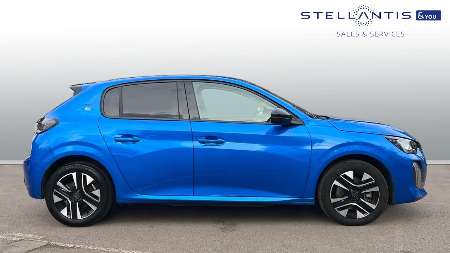 Used Peugeot 208 2023 for sale - 76338282: Photo 2