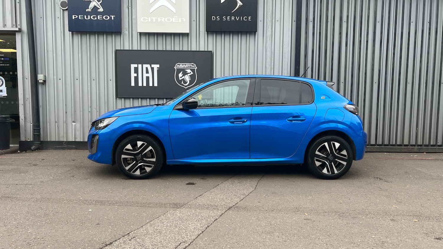 Used Peugeot 208 2023 for sale - 76338282: Photo 6