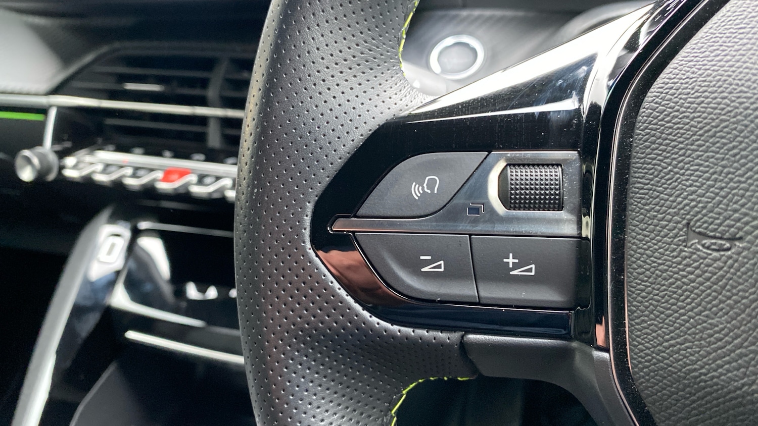 Used Peugeot 208 2022 for sale - 77254278: Photo 23