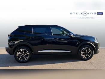 Used Peugeot 2008 2023 for sale - 76061490: Photo 2