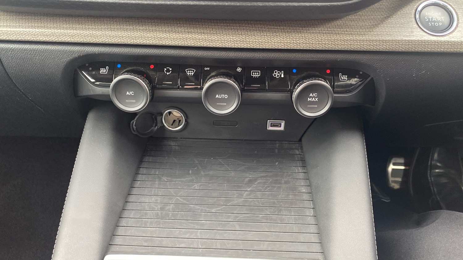 Used Citroen C5 X 2023 for sale - 78035705: Photo 21