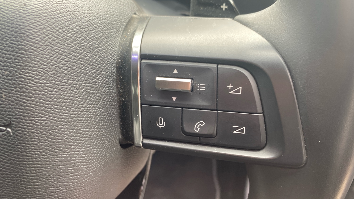 Used Citroen C5 X 2023 for sale - 78035705: Photo 24