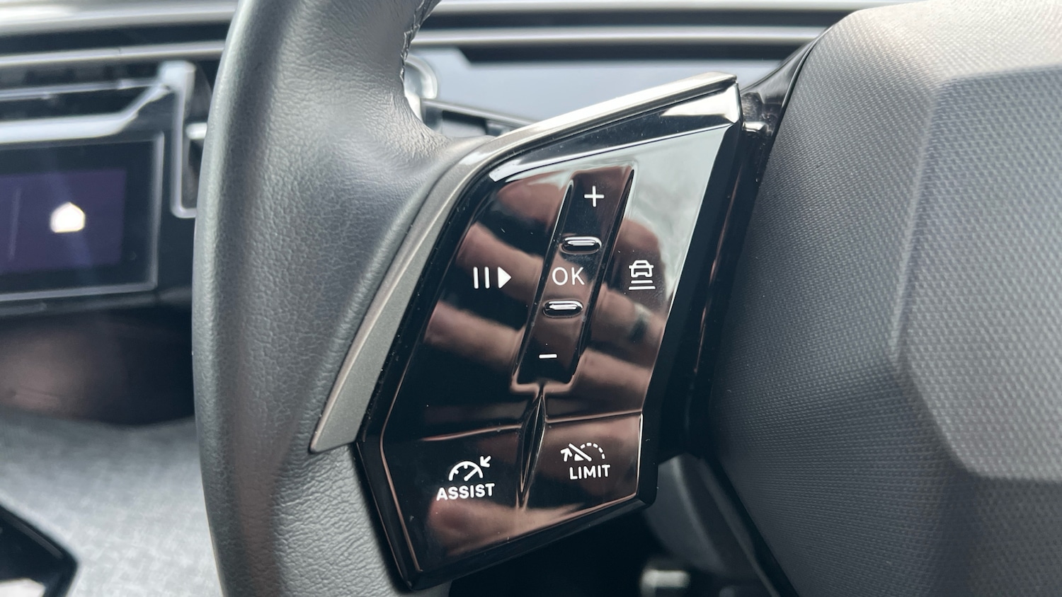 Used Peugeot 5008 2024 for sale - 77121175: Photo 24