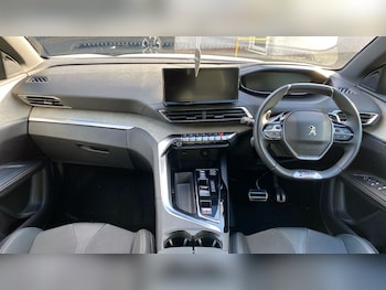Used Peugeot 5008 2024 for sale - 76033064: Photo 4