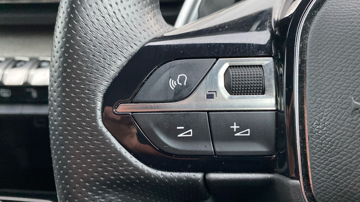 Used Peugeot 3008 2023 for sale - 77359749: Photo 22