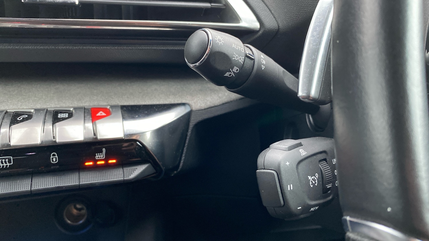 Used Peugeot 3008 2023 for sale - 77359749: Photo 26