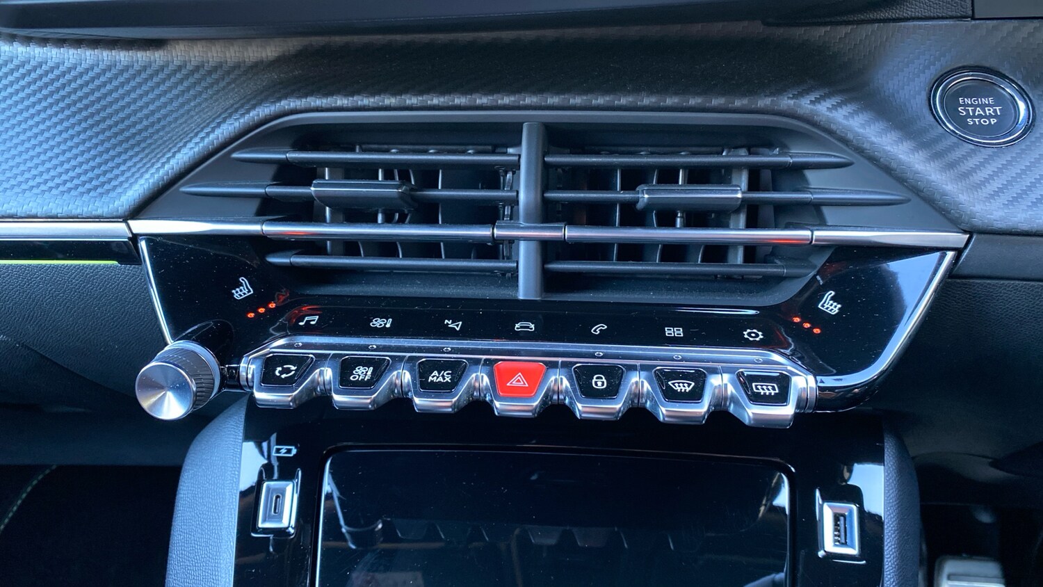 Used Peugeot 2008 2022 for sale - 76716089: Photo 33