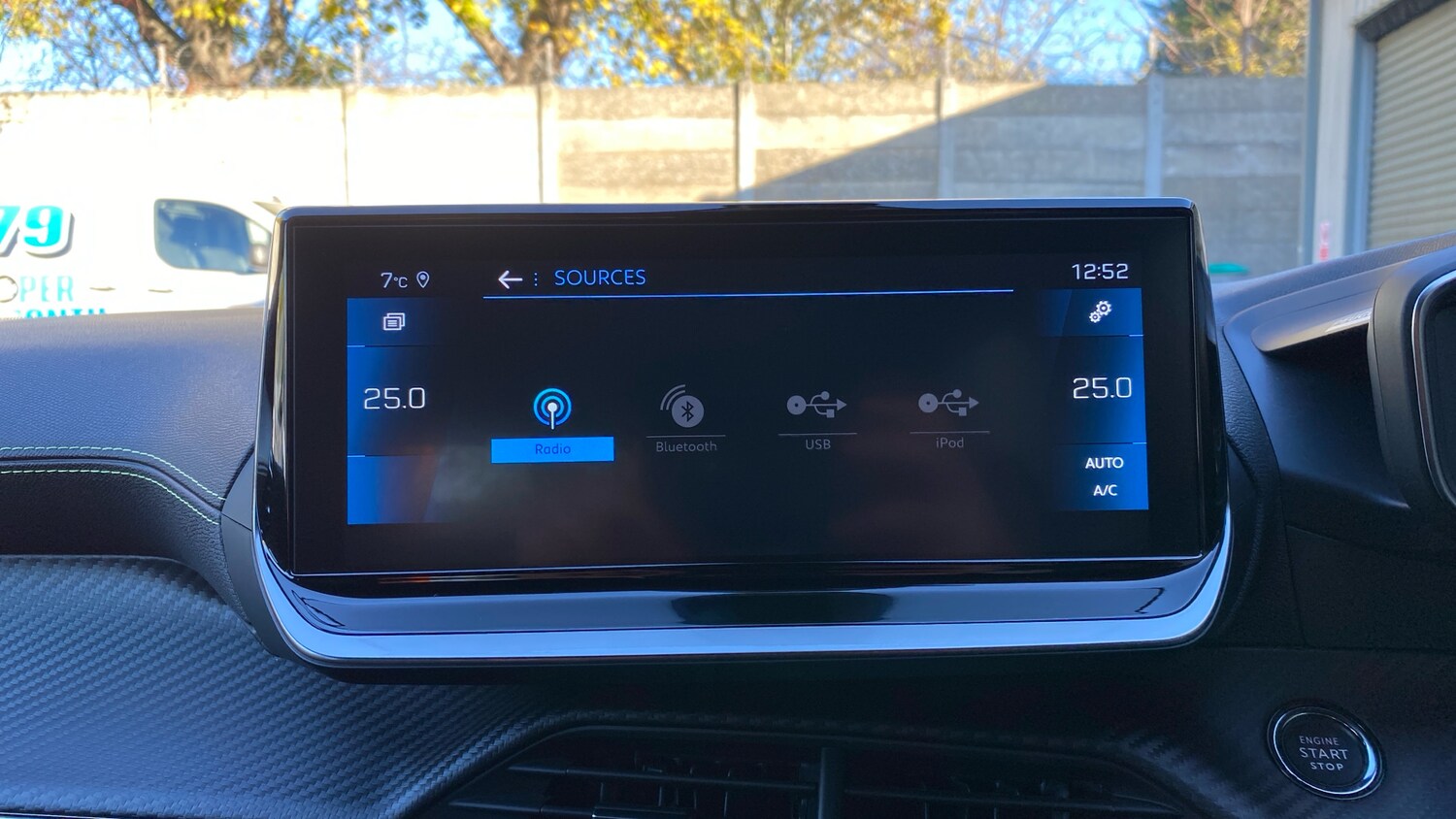 Used Peugeot 2008 2022 for sale - 76716089: Photo 35