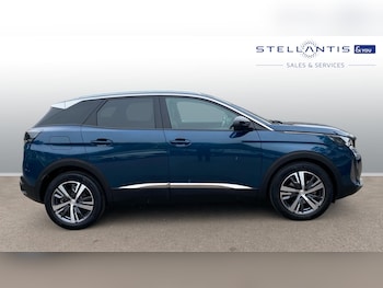 Used Peugeot 3008 2022 for sale - 76110285: Photo