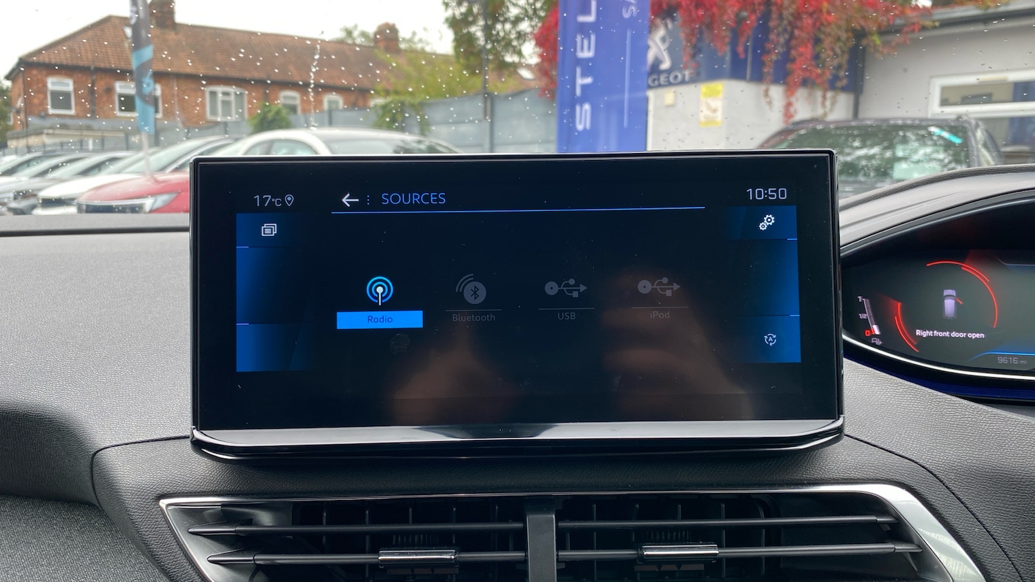 Used Peugeot 3008 2022 for sale - 76110285: Photo 31