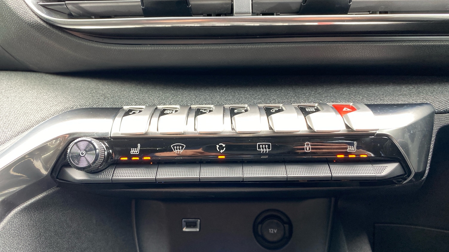 Used Peugeot 3008 2022 for sale - 76110285: Photo 32