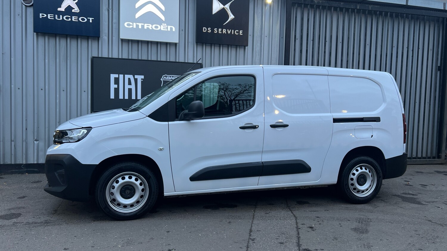 Used Peugeot Partner 2025 for sale - 76702978: Photo 7