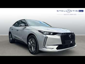 2025 - 1.2 HYBRID 136 Pallas 5dr e-DSC