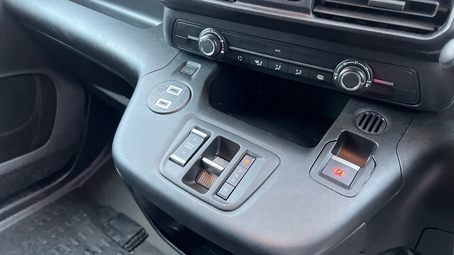 Used Peugeot Partner 2024 for sale - 77525641: Photo 20