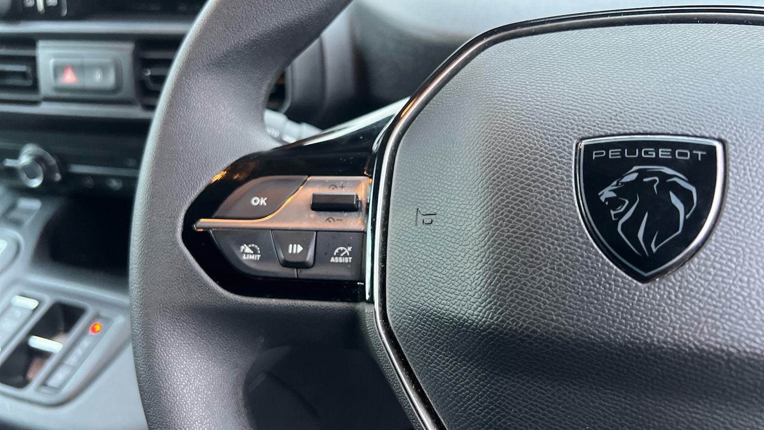 Used Peugeot Partner 2024 for sale - 77525641: Photo 23