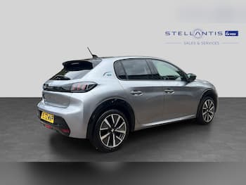 Used Peugeot 208 2022 for sale - 79822103: Photo