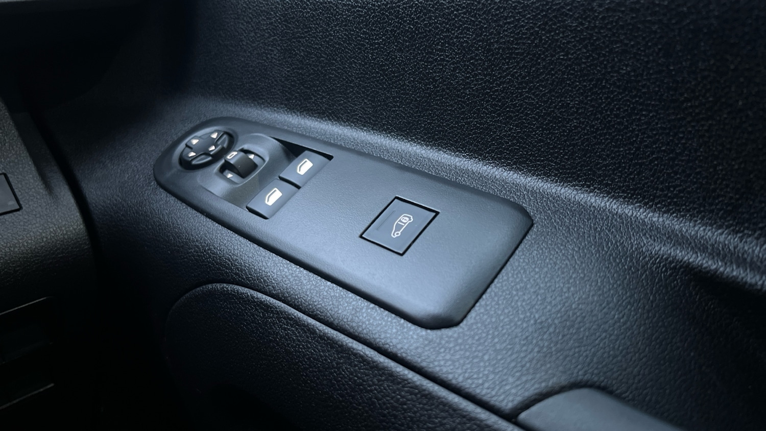 Used Peugeot Partner 2025 for sale - 77569792: Photo 22