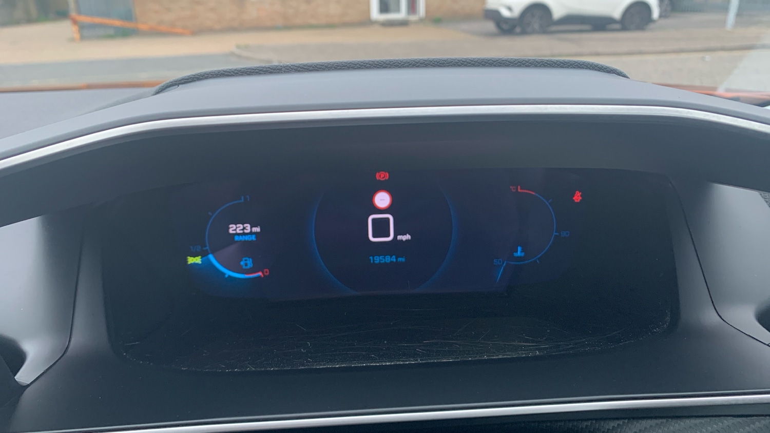 Used Peugeot 2008 2022 for sale - 76634741: Photo 13