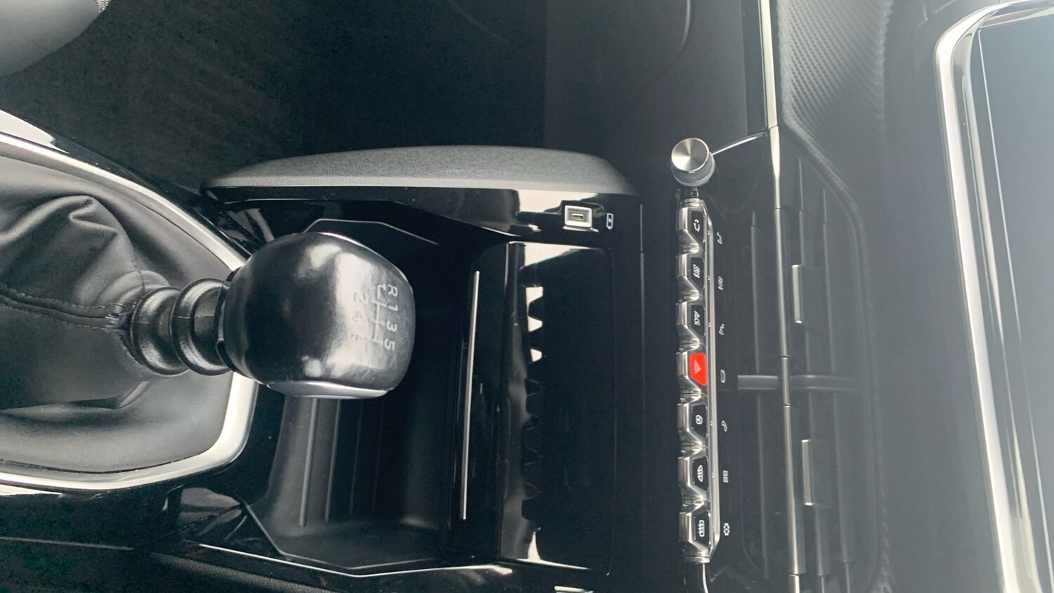 Used Peugeot 2008 2022 for sale - 76634741: Photo 20