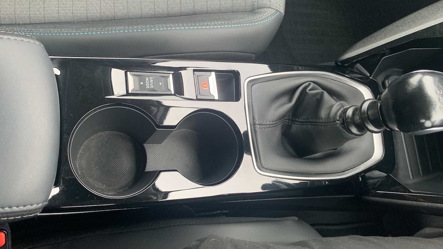 Used Peugeot 2008 2022 for sale - 76634741: Photo 21