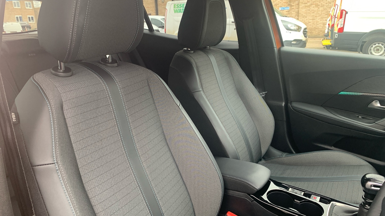 Used Peugeot 2008 2022 for sale - 76634741: Photo 42