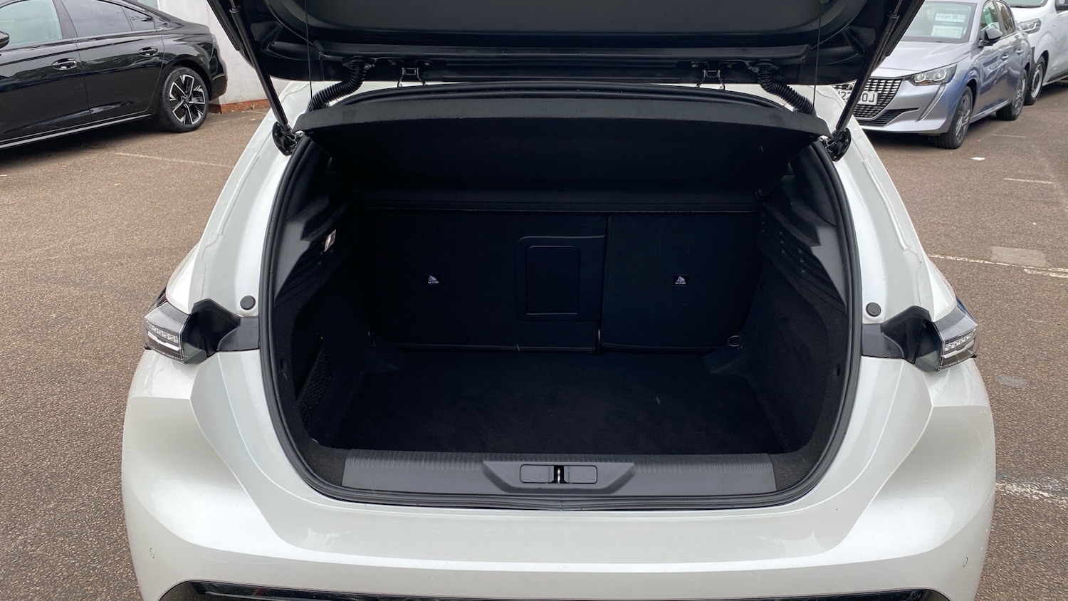 Used Peugeot 308 2022 for sale - 76123531: Photo 19