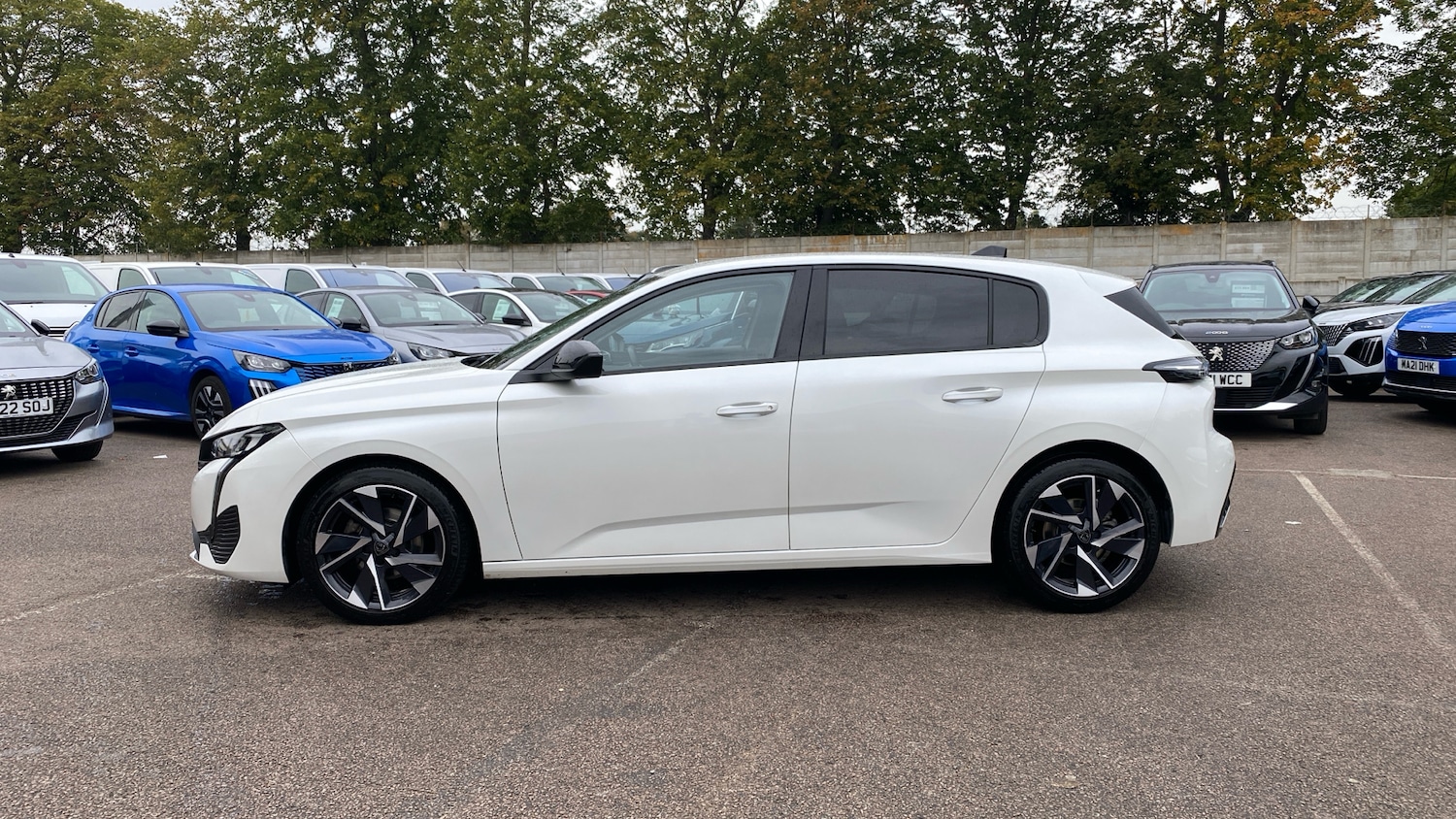 Used Peugeot 308 2022 for sale - 76123531: Photo 6