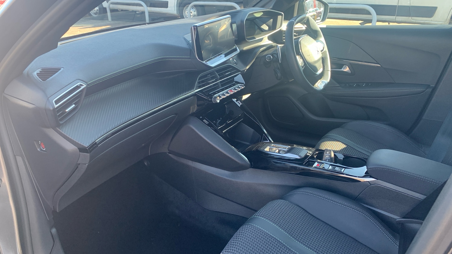 Used Peugeot 208 2022 for sale - 76500530: Photo 12