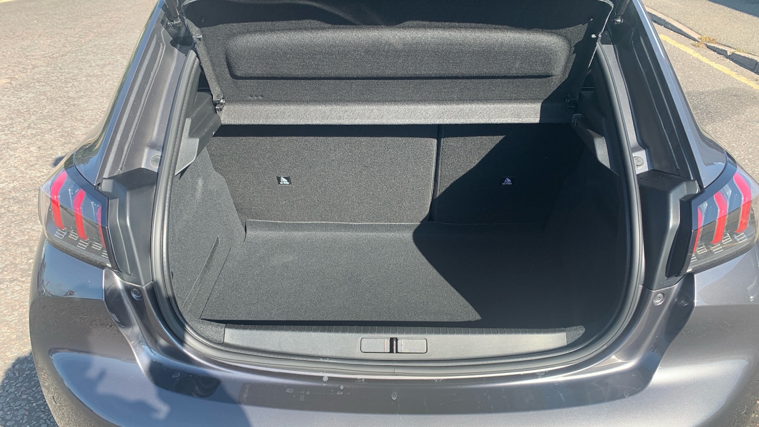 Used Peugeot 208 2022 for sale - 76500530: Photo 19