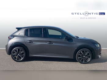 Used Peugeot 208 2022 for sale - 76500530: Photo