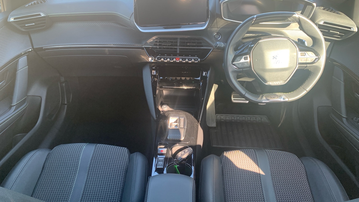 Used Peugeot 208 2022 for sale - 76500530: Photo 4