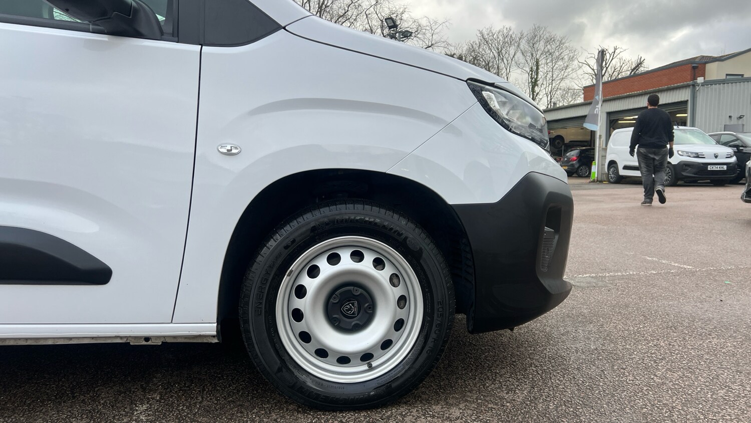 Used Peugeot Partner 2024 for sale - 77539121: Photo 17