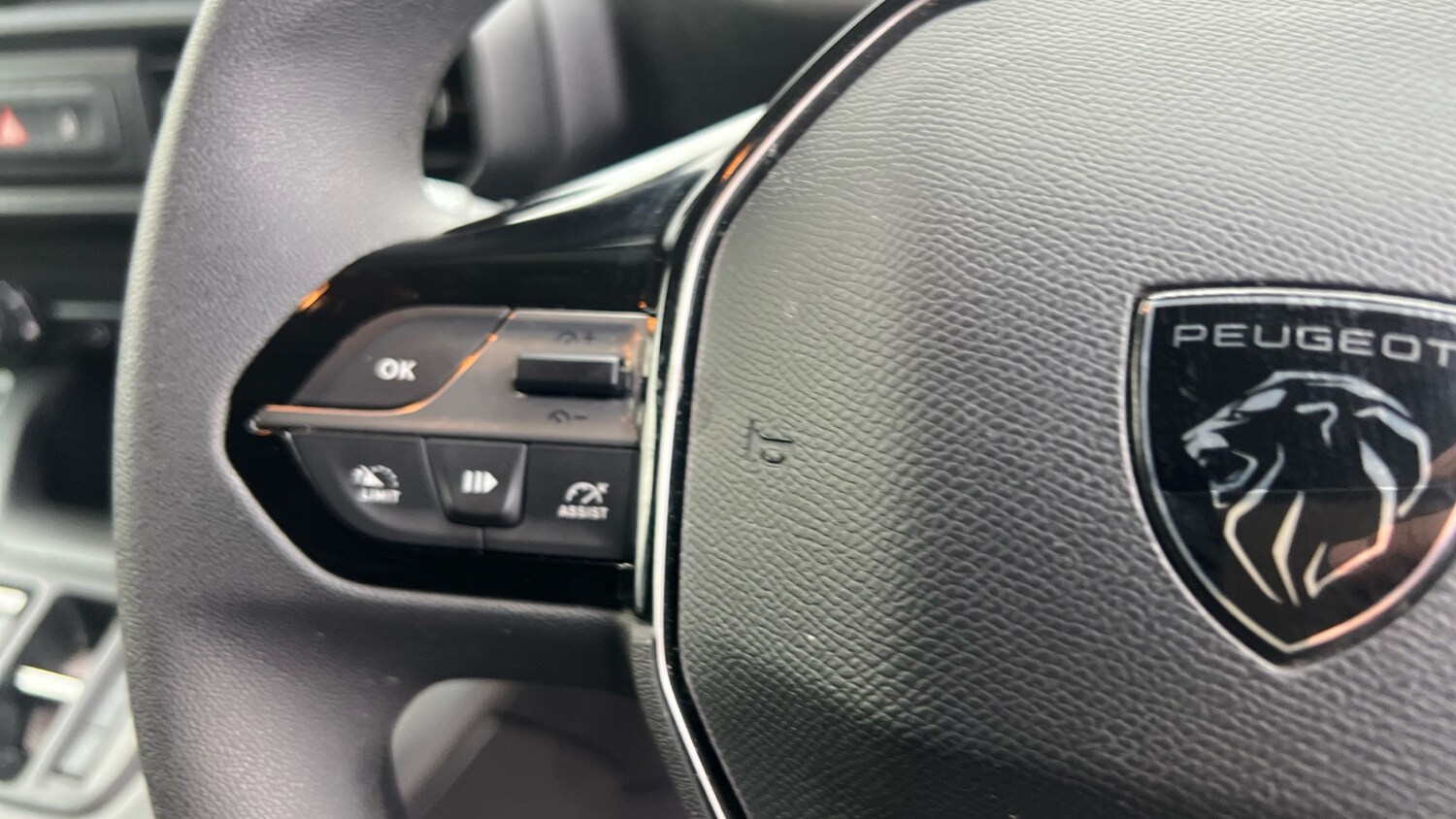 Used Peugeot Partner 2024 for sale - 77539121: Photo 23