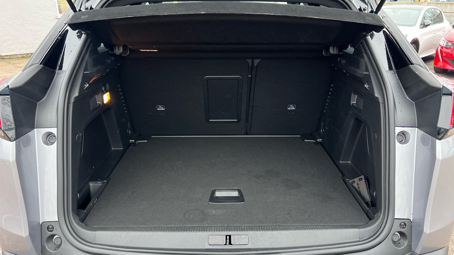 Used Peugeot 3008 2023 for sale - 77388253: Photo 19