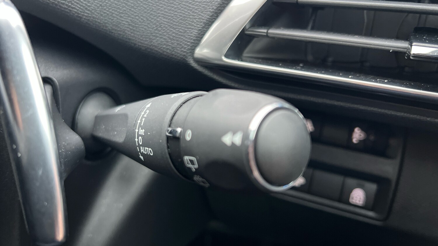 Used Peugeot 3008 2023 for sale - 77388253: Photo 28