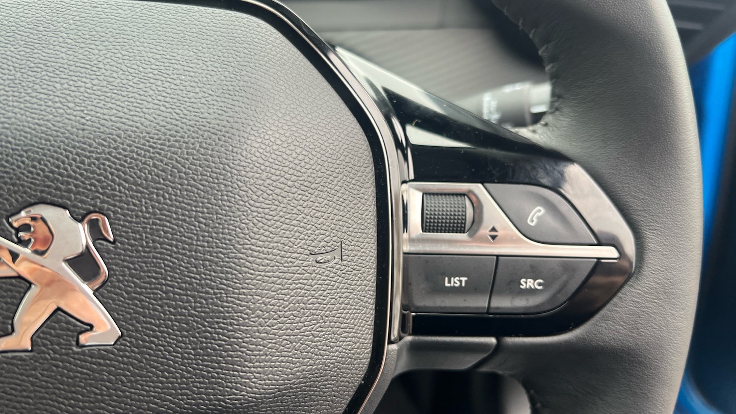 Used Peugeot 2008 2022 for sale - 76866825: Photo 24