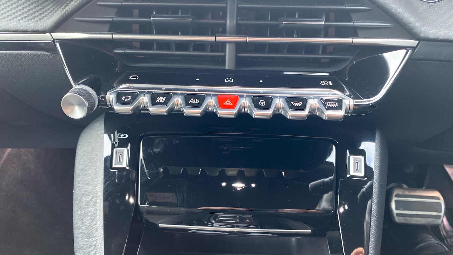 Used Peugeot 2008 2024 for sale - 76500504: Photo 21