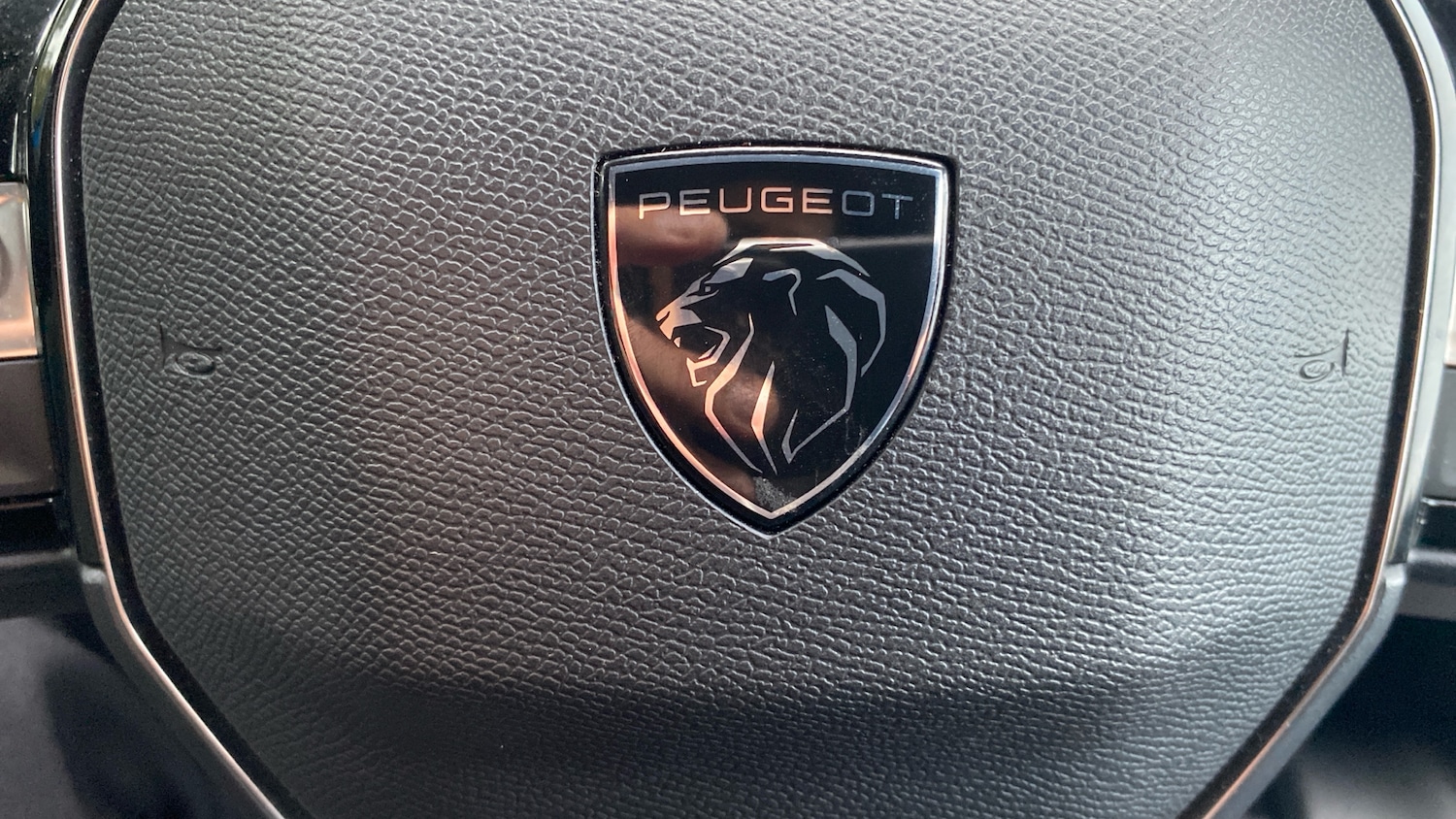 Used Peugeot 2008 2024 for sale - 76500504: Photo 33