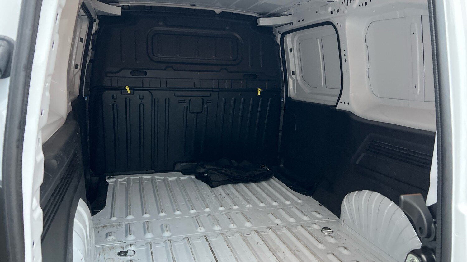 Used Peugeot Partner 2025 for sale - 76574292: Photo 19