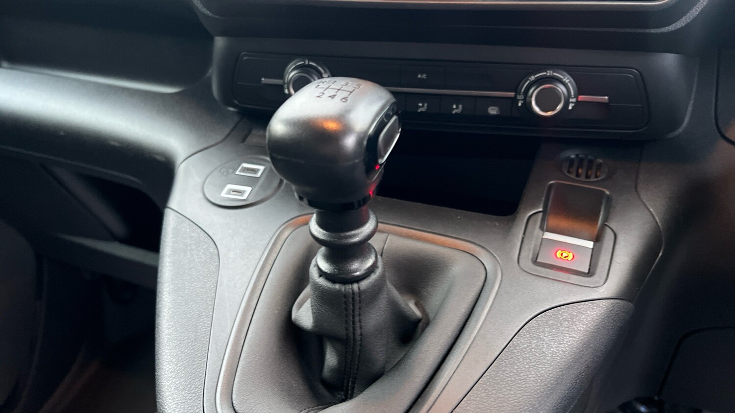 Used Peugeot Partner 2025 for sale - 76574292: Photo 20