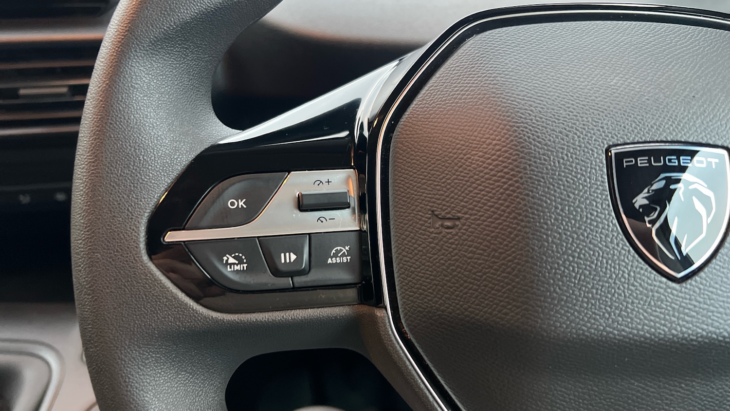 Used Peugeot Partner 2025 for sale - 76574292: Photo 23