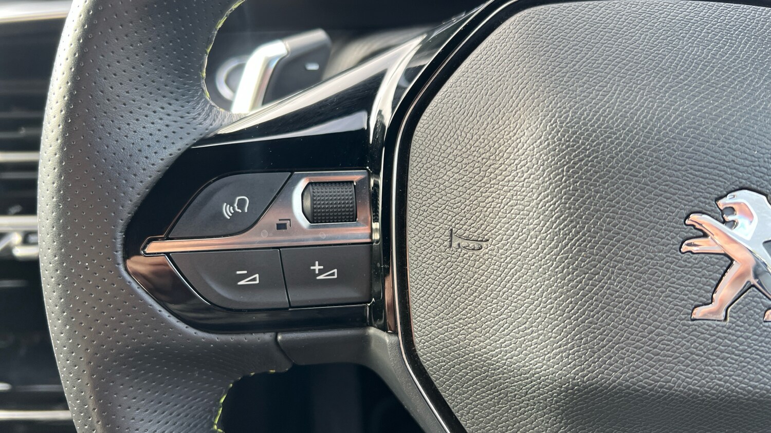 Used Peugeot 2008 2023 for sale - 76014566: Photo 23