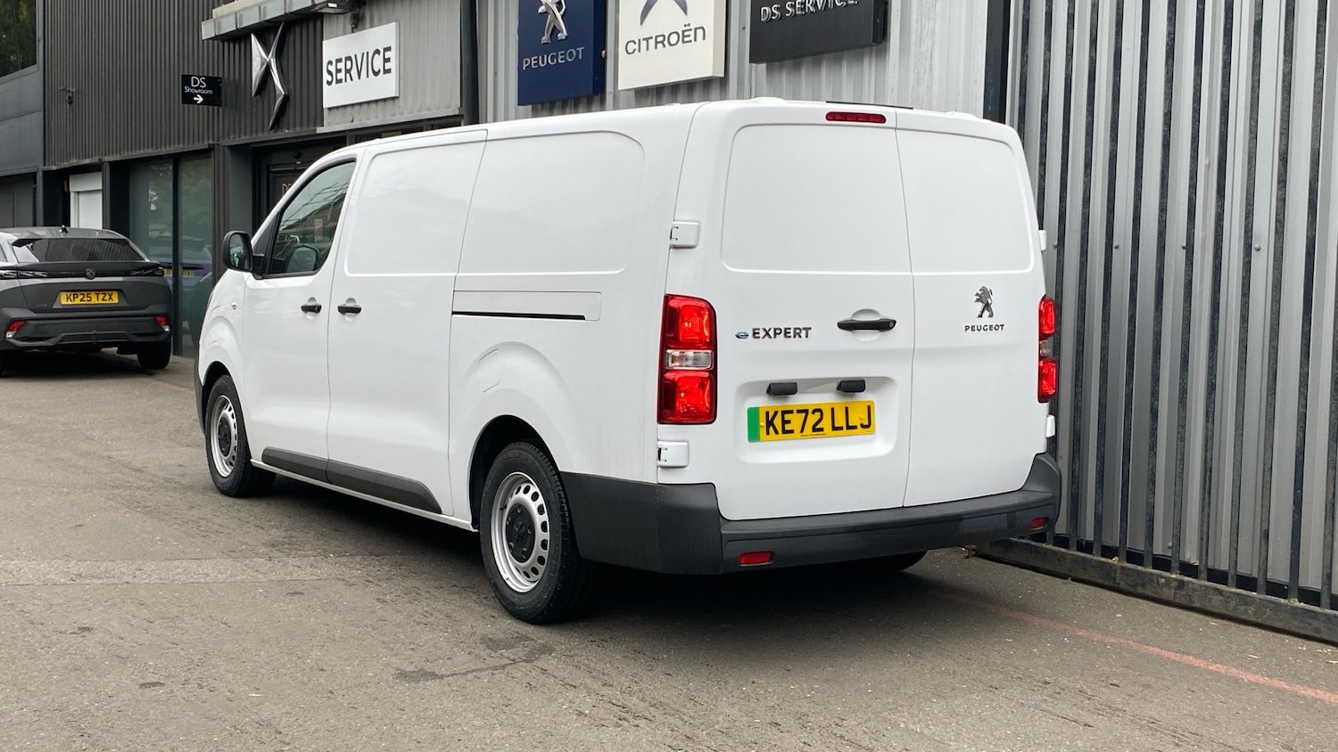 Used Peugeot Expert 2023 for sale - 76086063: Photo 5