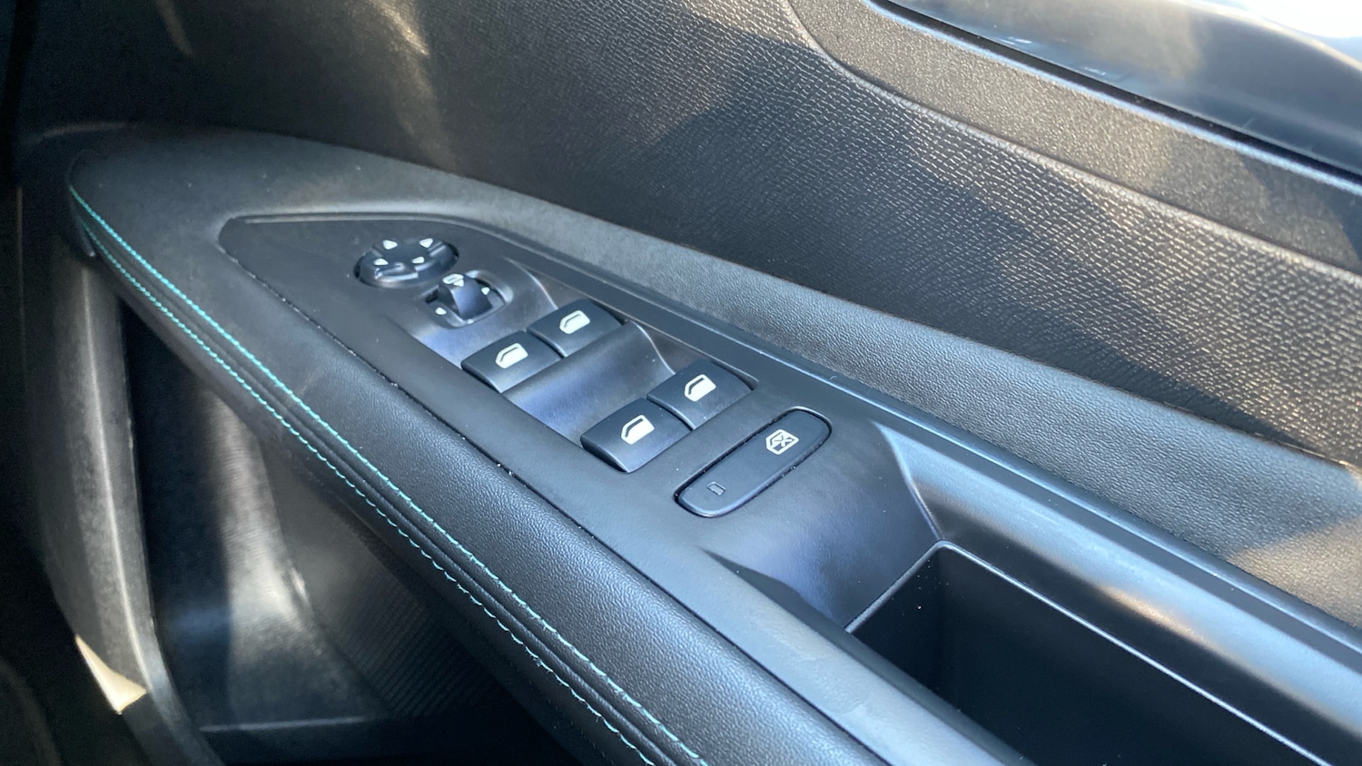 Used Peugeot 3008 2021 for sale - 76061496: Photo 22