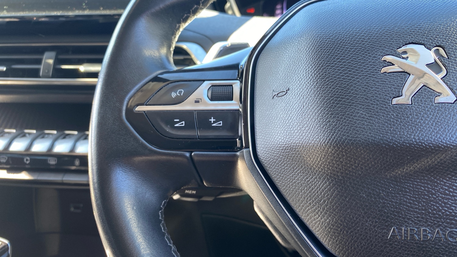 Used Peugeot 3008 2021 for sale - 76061496: Photo 23