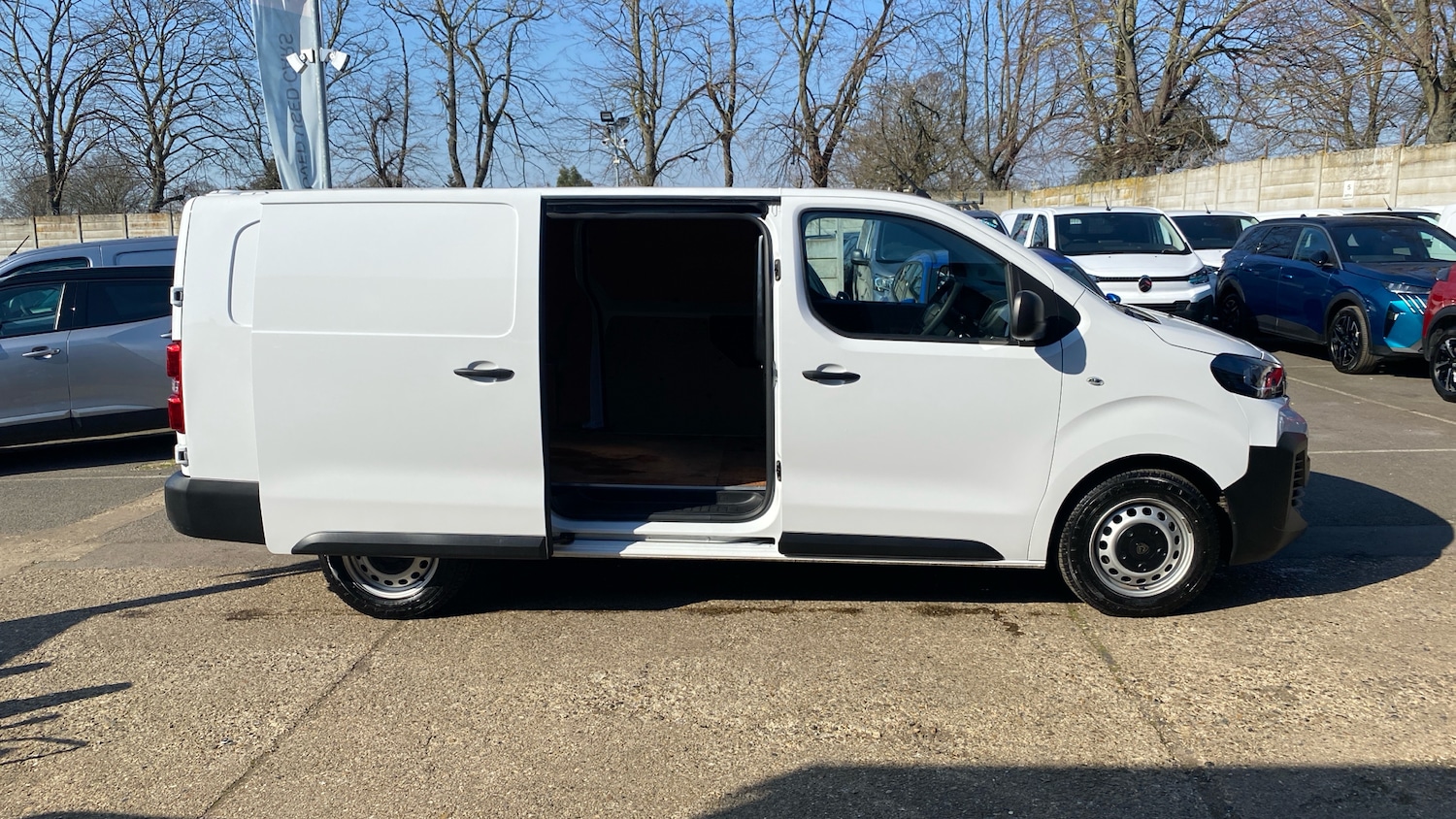 Used Peugeot Expert 2025 for sale - 77959121: Photo 46