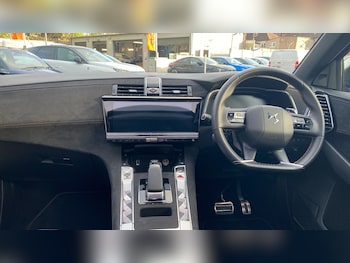 Used DS Automobiles DS 7 2024 for sale - 76574330: Photo